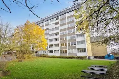 Central Lejlighed Solrig Altan Og Gratis Parkering Århus 0*,  Danimarca